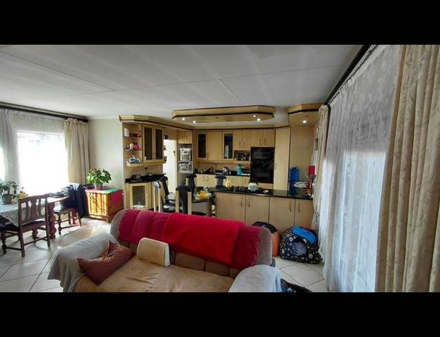 3 BEDROOM HOUSE FOR SALE IN BRACKENDOWNS
